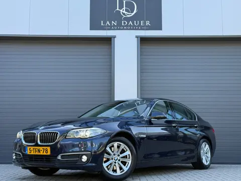 BMW 5-serie 520i Luxury Edition AUTOMAAT / 1e EIG / TREKHAAK