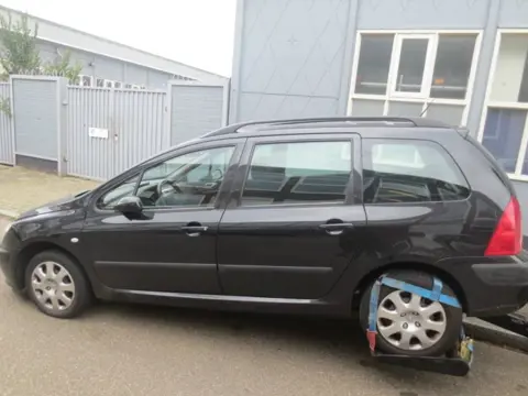 Peugeot 307 SW 1.6 16V 2003 Onderdelen en Plaatwerk EXLD
