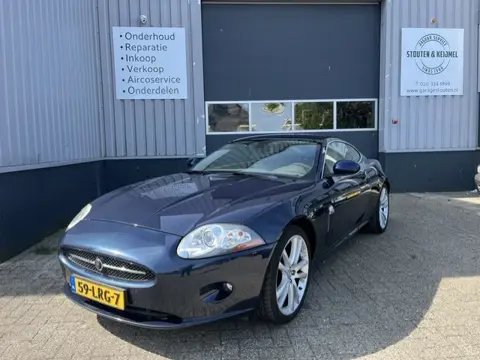 Jaguar XK 4.2 V8 Coupé