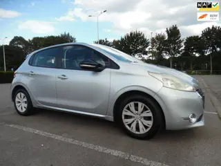 Peugeot 208 1.2 VTi Access