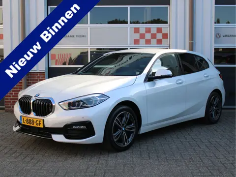 BMW 1-serie 118i Business Edition Sport Automaat Stoelverw./Half leder Sport int/Cruise/Climate/Carp