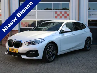 BMW 1-serie 118i Business Edition Sport Automaat Stoelverw./Half leder Sport int/Cruise/Climate/Carp