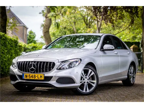 Mercedes-Benz C-Klasse 180 CDI Ambition 18" Navi Stoelverwarming