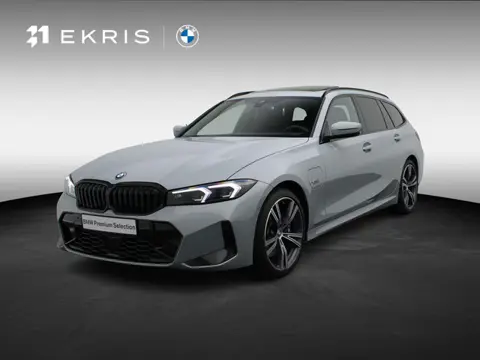 BMW 3 Serie Touring 330e M Sportpakket Pro | Travel Pack | Innovation Pack | Comfort Pack | Entertai