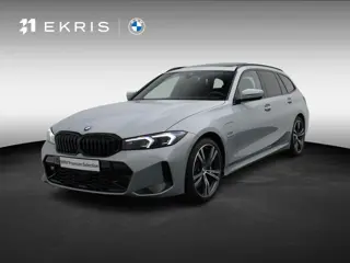 BMW 3 Serie Touring 330e M Sportpakket Pro | Travel Pack | Innovation Pack | Comfort Pack | Entertai
