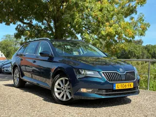 Skoda Superb Combi 1.5 TSI ACT Ambition Business | Automaat + Cruise + Clima nu €13.975,-!!!