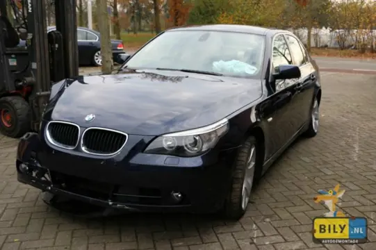 BILY in Enter BMW E60 530i Sedan 2003 Leder Interieur Beige