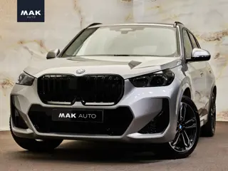 BMW X1 xDrive25e M Sport Pro , 360 camera, 19", massage, HUD, ACC, adap-LED, keyless, NP68k