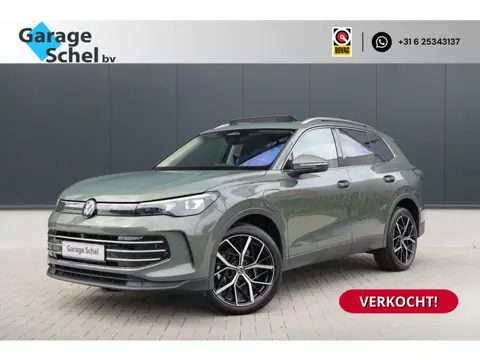 Volkswagen Tiguan 1.5 eHybrid Elegance - Trekhaak - Pano - IQ Matrix - Stoel/Stuuverwarming - HUD - 