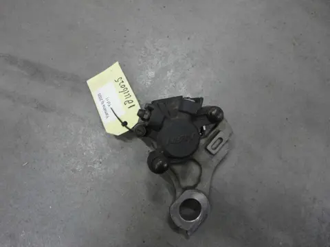 ACHTER REMKLAUW Yamaha YZF R1 2004 - 2006