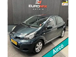 Toyota Aygo 1.0-12V Aspiration Navigator 2e Eigenaar - NAP - Airco
