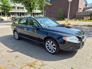 Volvo V70 1.6 T4F Summum LPG-G3, AUTOMAAT, LEER