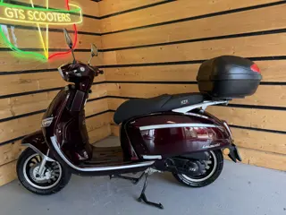 GTS Bromscooter Levanti (bj 2025, automaat)