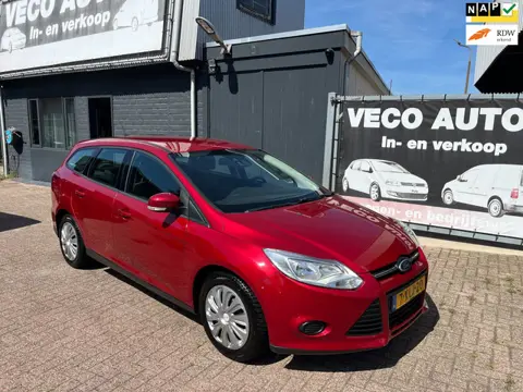 Ford Focus Wagon 1.0 EcoBoost Trend *nieuwe distributieriem* nette auto