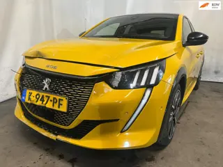 Peugeot E-208 EV GT 350 50 kWh SCHADEAUTO!