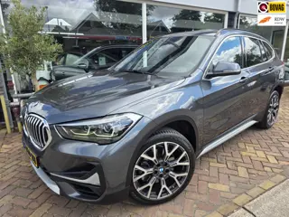 BMW X1 SDrive20i VDL Nedcar Edition,panaorama,leder,led,trekhaak