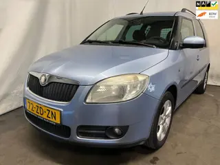 Skoda Roomster 1.6-16V Ambiente SCHADEAUTO!