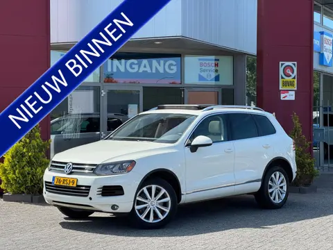 Volkswagen Touareg 3.0 TSI Hybrid Highline | Pano | Trekhaak