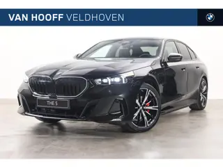BMW 5 Serie 530e M Sport Automaat / Panoramadak / Bowers & Wilkins / Adaptieve LED / Parking Assista