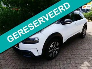 Citroen C4 Cactus 1.2i Shine 110pk 1e eig. Clima Navi Carplay PDC LED