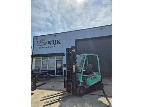 2013 Mitsubishi  Flp16 1.6t sideshift / triplex