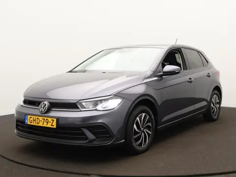 Volkswagen Polo 1.0 TSI Life Clima / Metallic / App