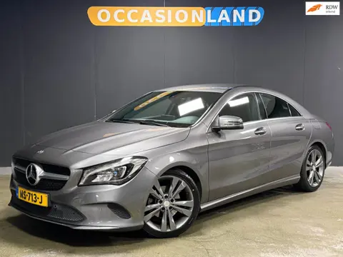 Mercedes-Benz CLA-klasse 180 Business Solution|LED|PDC|CRUISE|STOELV|CAMERA|SFEER|NAVIGATIE|BLUETOOT