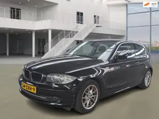 BMW 1-serie 116i Business Line Ultimate Edition AUT NAVI LEDER