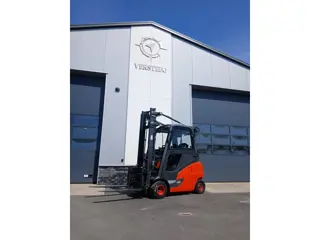Linde H20D cabine met Airco!! vorkenversteller!!