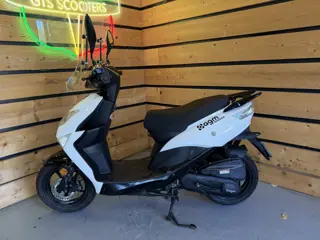 AGM Snorscooter Brash (bj 2020, automaat)