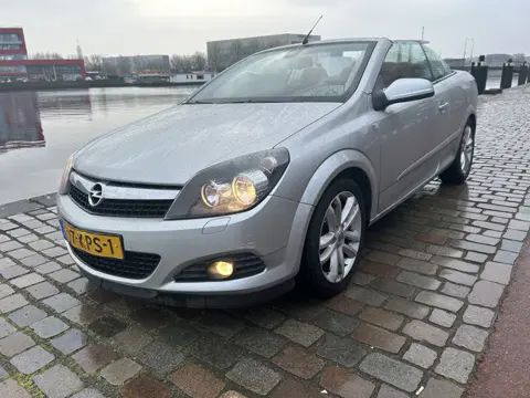 Opel Astra TwinTop 1.8 Temptation leer airco nwe apk keurige auto