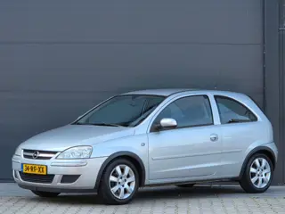 Opel Corsa 1.4-16V Full Rhythm nap, automaat, airco!