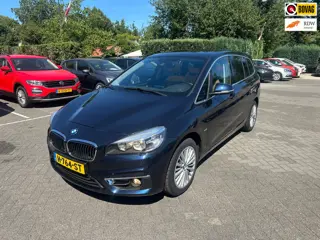 BMW 2-serie Gran Tourer 220i Centennial High Executive 7p.automaat,leer,panoramadak