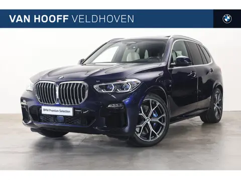 BMW X5 xDrive45e High Executive M Sport Automaat / Trekhaak / Panoramadak Sky Lounge / Comfortstoele