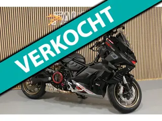 Italjet Dragster 700 TWIN - LIMITED EDITION 201/700 - GLOEDNIEUW - AKRAPOVIC - DUBBEL DASH CAM