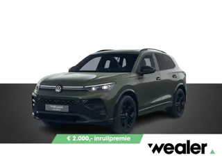 Volkswagen Tiguan R-Line Edition 1.5 eHybrid 150 kW / 204 PK DSG | Black Style | Panoramadak | Trekh