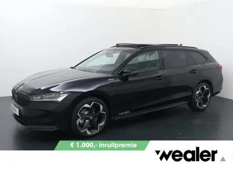 Škoda Superb Combi 1.5 TSI PHEV Sportline Business 204 PK | Trekhaak | DCC | Panorama dak | 19" Lich