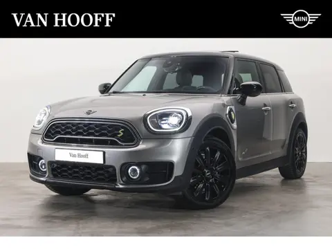 MINI Countryman Cooper SE ALL4 Chili Automaat / Panoramadak / Sportstoelen / Achteruitrijcamera / He