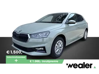 Škoda Fabia Selection 1.0 TSI 95 PK | Apple Carplay/Android Auto | 15" LM velgen | Getint glas |