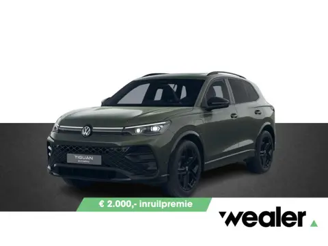 Volkswagen Tiguan R-Line Edition 1.5 eHybrid 150 kW / 204 PK DSG | Black Style | Panoramadak | Trekh