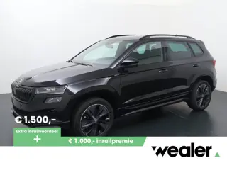 Škoda Karoq Sportline Business 1.5 TSI 150 PK DSG | Automaat | Trekhaak | Sportline lounge interieur