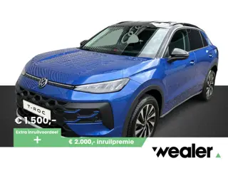 Volkswagen T-Roc Life First Edition 1.5 eTSI 85 kW / 116 PK DSG | Trekhaak wegklapbaar | Multimedia 