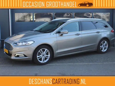 Ford Mondeo Wagon 1.5 Titanium Navi, Keyless entry, Climatecontrol, PDC, Trekhaak, Parkeer ass.