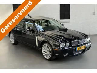 Jaguar XJR 4.2 V8 Supercharged Topstaat - 20" Sepang LM - Alcantara hemelbekleding - koelbare stoele