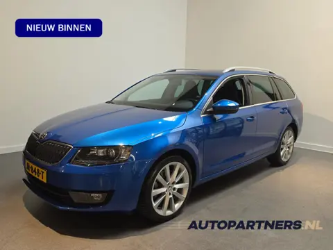 Skoda Octavia Combi 1.8 TSI Greentech Style Business Apple Carplay/Android auto - Stoelverwarming - 