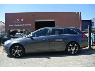 Opel Insignia Sports Tourer 1.6 T Edition airco nieuwe apk inruil mogelijk nap