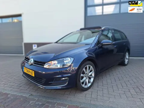 Volkswagen Golf Variant | 1.6 TDI Highline | Automaat | Panodak | Navigatie | Bluetooth | Parkeersen