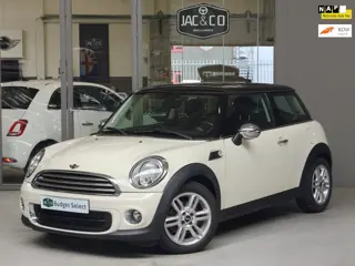 Mini 3-Deurs 1.6 Cooper 100% onderhouden!