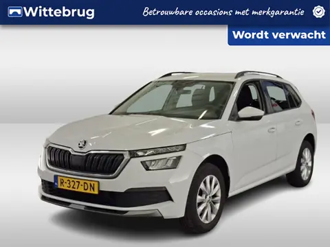 Škoda Kamiq 1.0 TSI Ambition / CRUISE/ AIRCO/ SMARTLINK/ PARK. SENSOREN/ MULTIMEDIA/ LED/ 16" LMV