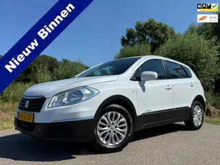 Suzuki SX4 S-Cross 1.6 Urban | Stoelverwarming | Airco | Trekhaak | 16" Velgen + 4S Banden | PDC | C